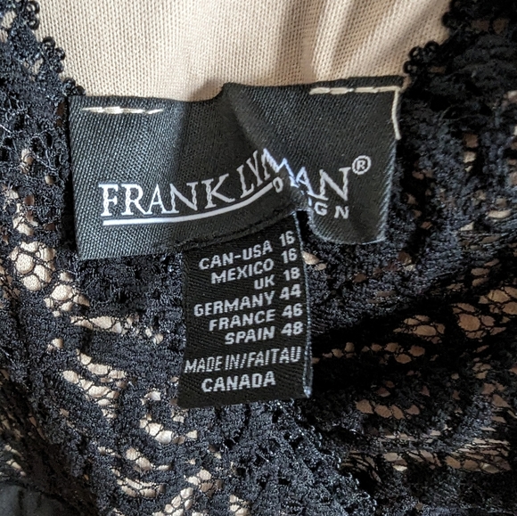 women's plus sz lace top - Picture 3 of 3